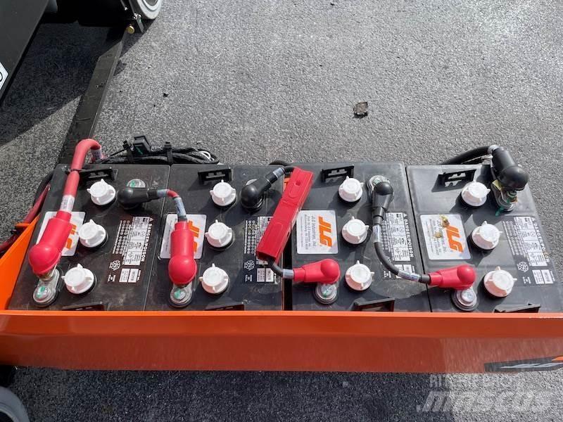 JLG R1932 剪式升降機