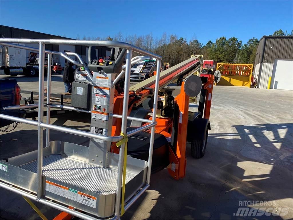 JLG T350 拖車裝載高空作業平台