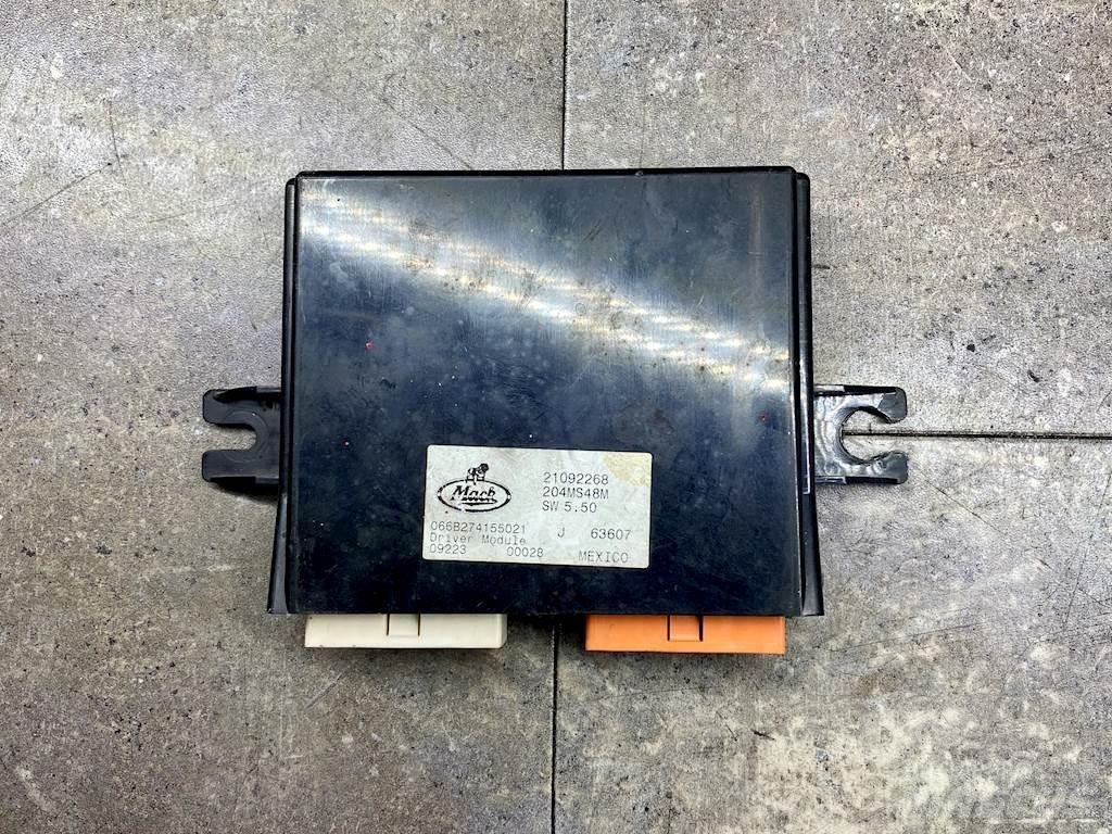 Mack  電子設備