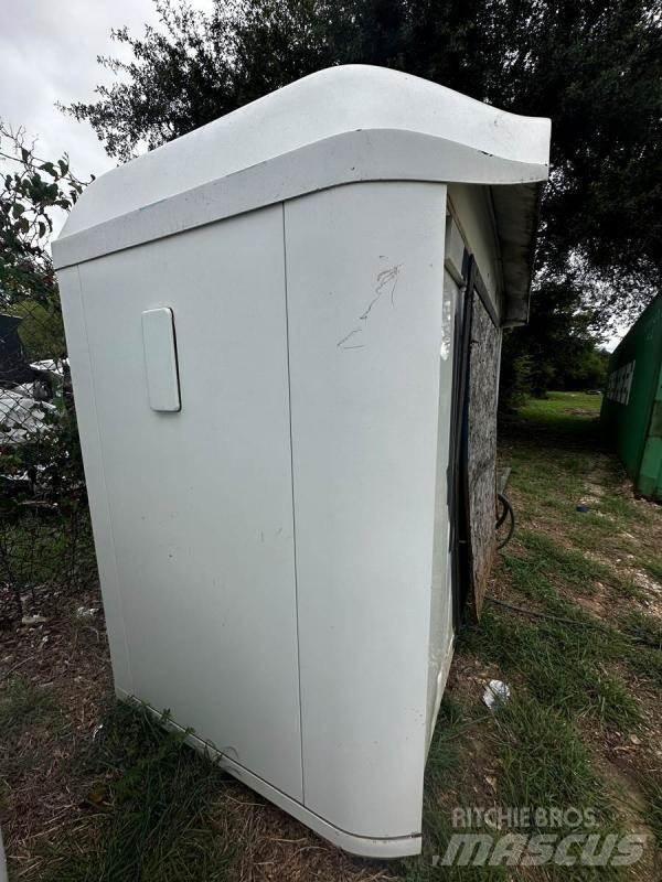 Mack CXU 駕駛室與內部