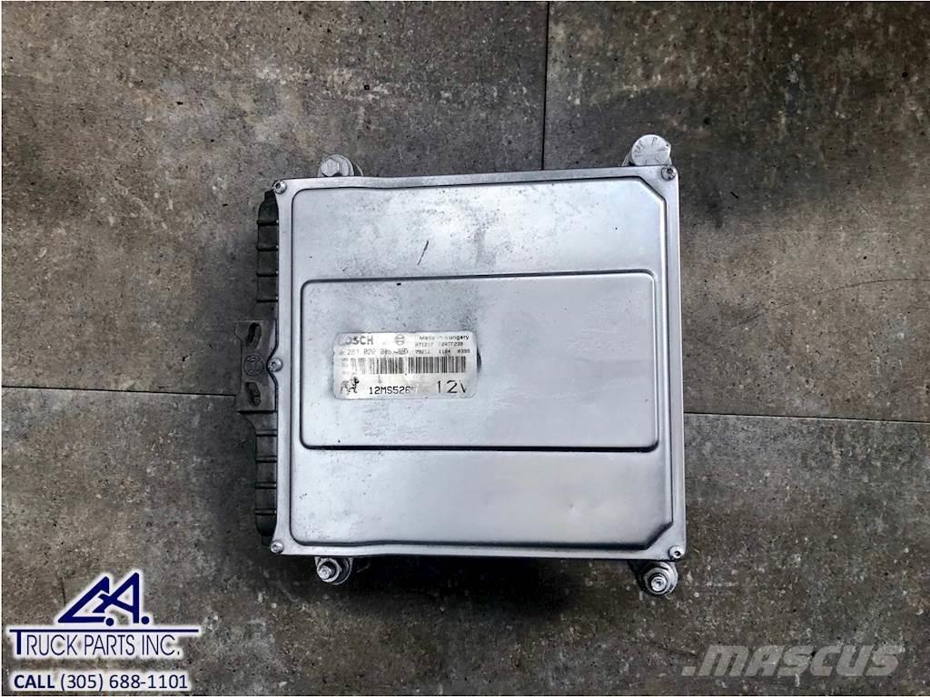 Mack E TECK 電子設備