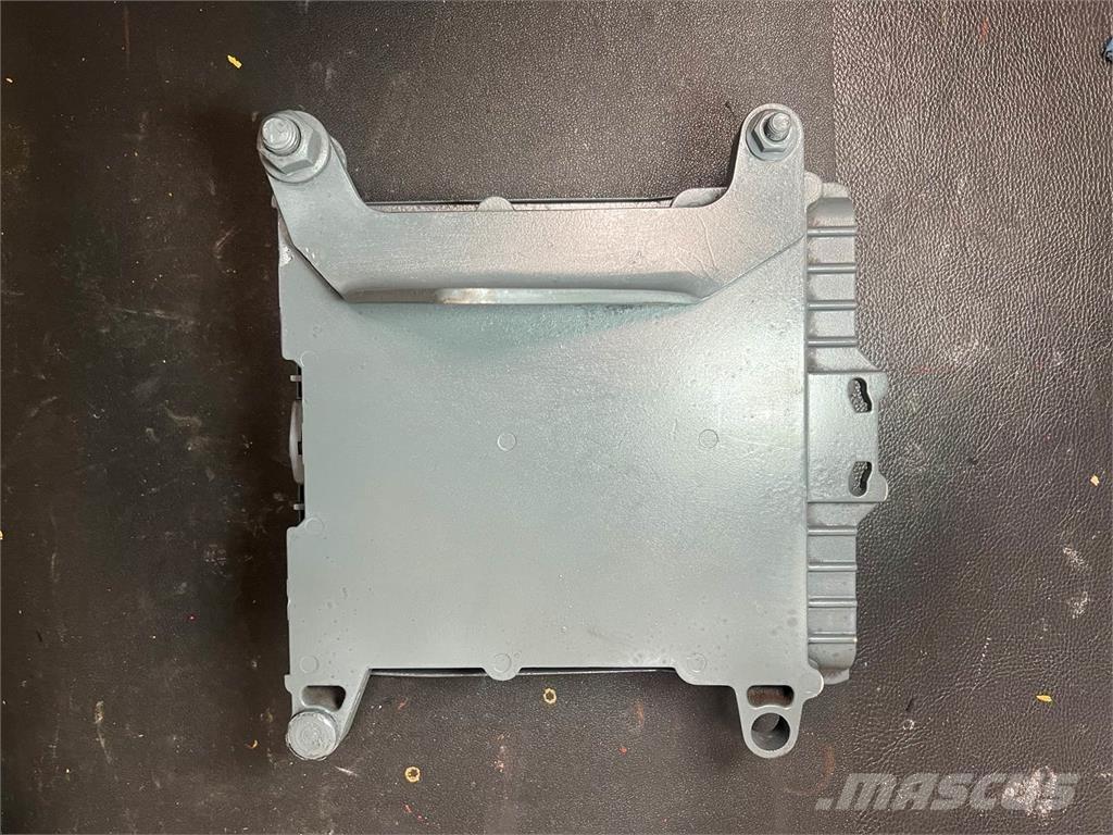 Mack E7 電子設備