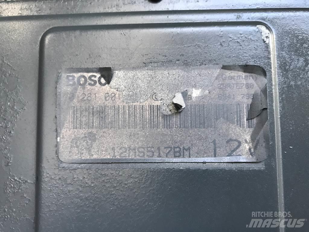 Mack E7 電子設備
