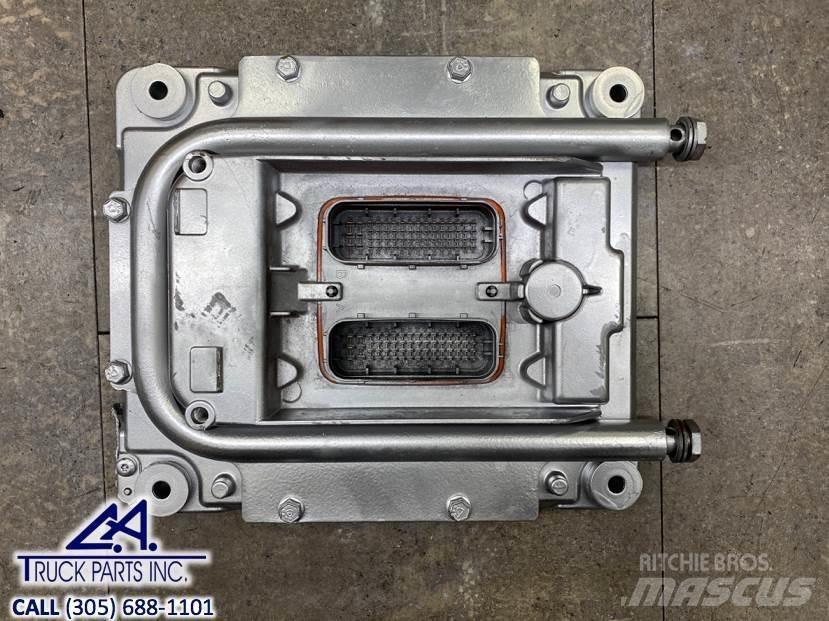 Mack MP7 電子設備