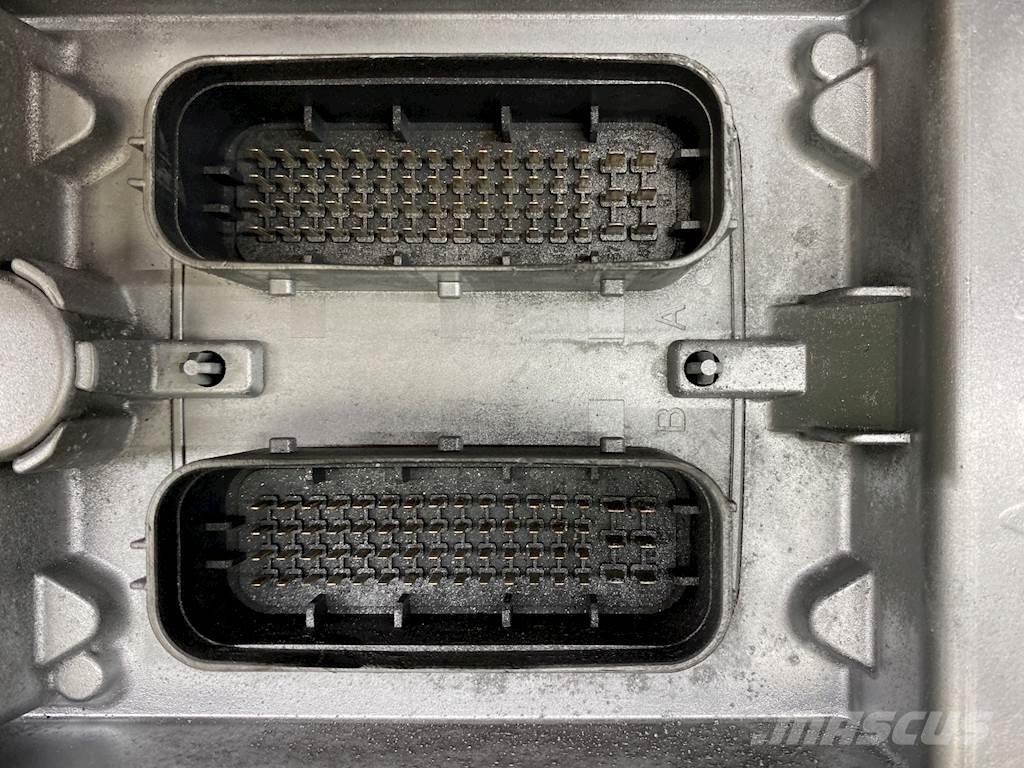 Mack MP7 電子設備