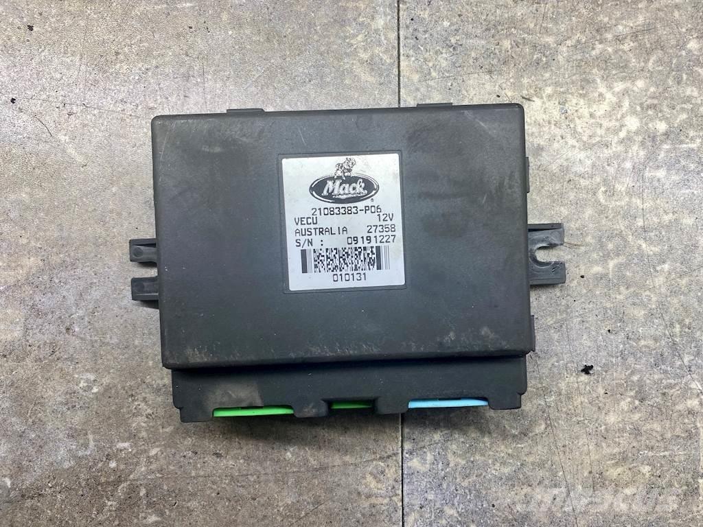 Mack N/A 電子設備
