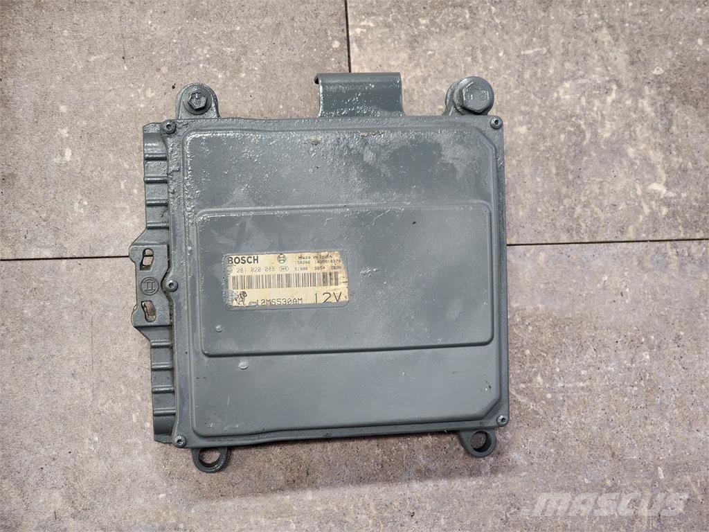 Mack N/A 電子設備