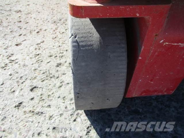 MEC 1330SE 剪式升降機