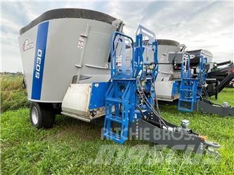 Penta 5030 混合餵料機