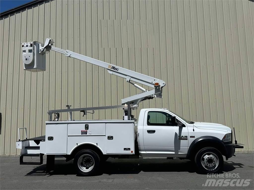 RAM 4500 卡車裝載高空作業車