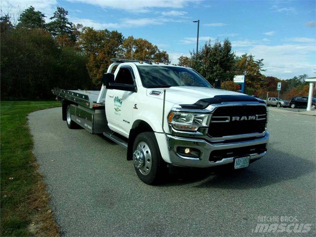 RAM 5500 吊鉤式起重車