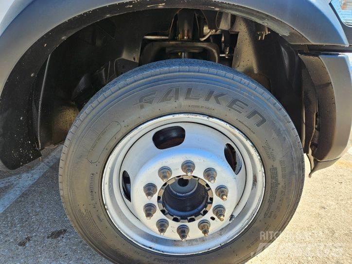 RAM 5500 卡車裝載高空作業車