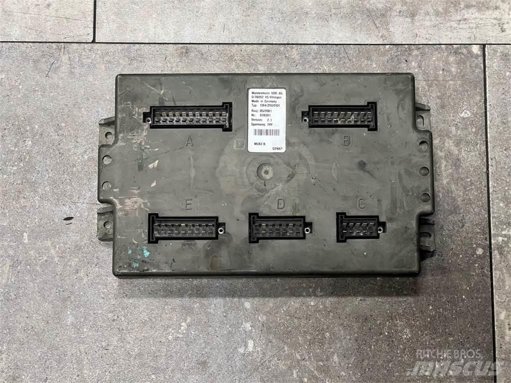 Siemens  電子設備