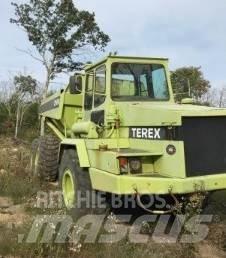 Terex 2566 廂式貨物運輸車