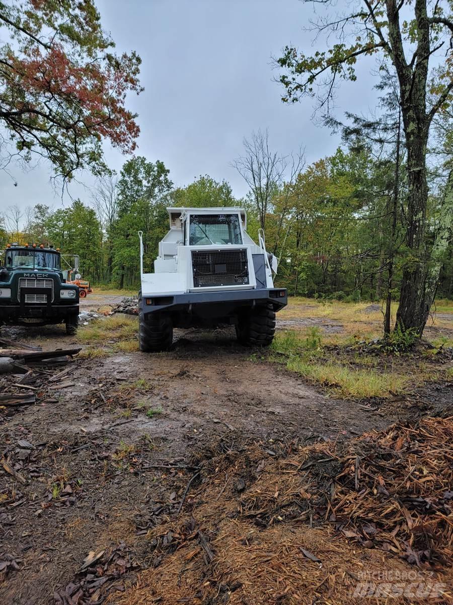 Terex TR40 鉸接式起吊車
