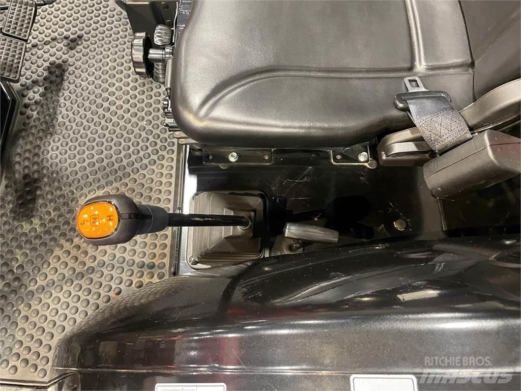 TYM T494 曳引機