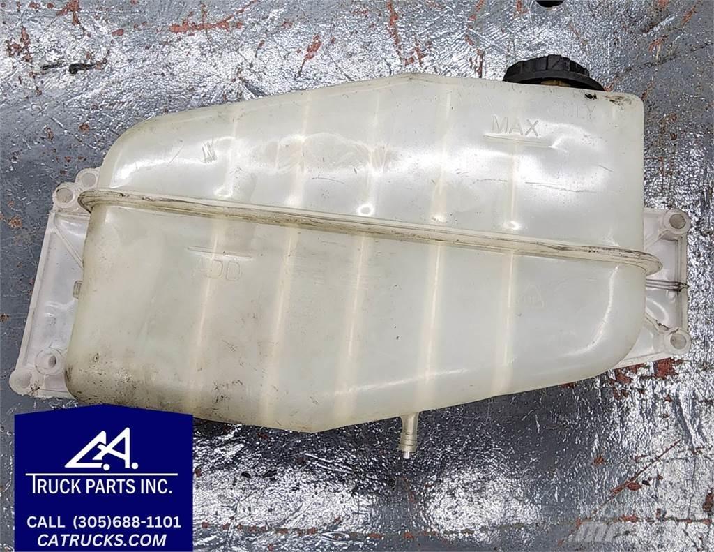  Unmarked 散熱器/水箱