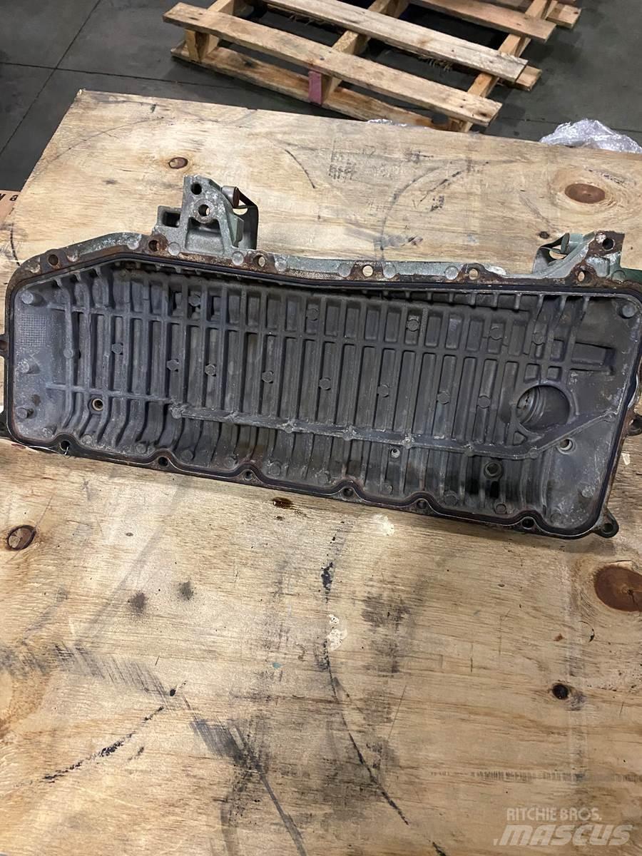 Volvo  引擎/發動機
