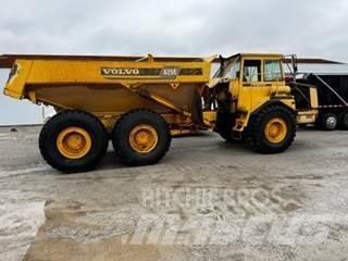 Volvo A25C 鉸接式起吊車