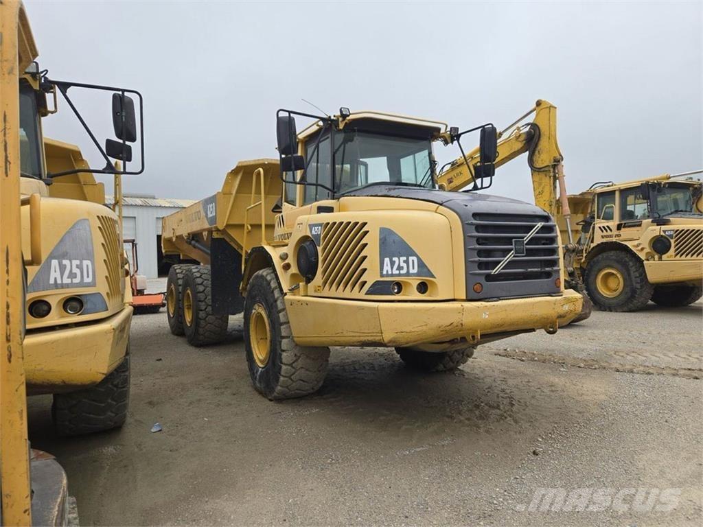 Volvo A25D 鉸接式起吊車