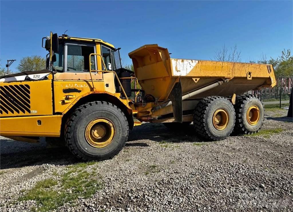 Volvo A25E 傾卸式卡車