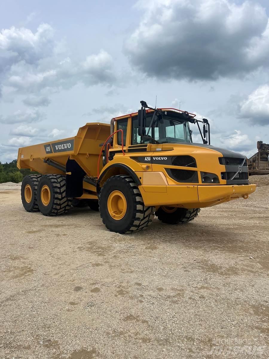 Volvo A25G 鉸接式起吊車