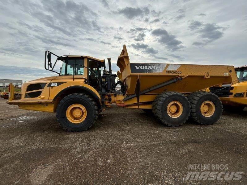 Volvo A30F 鉸接式起吊車