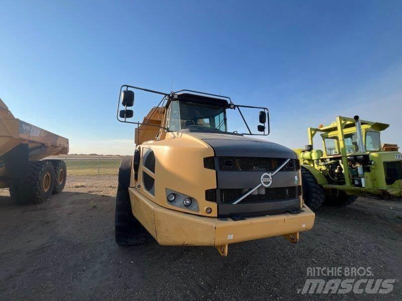 Volvo A40F 鉸接式起吊車
