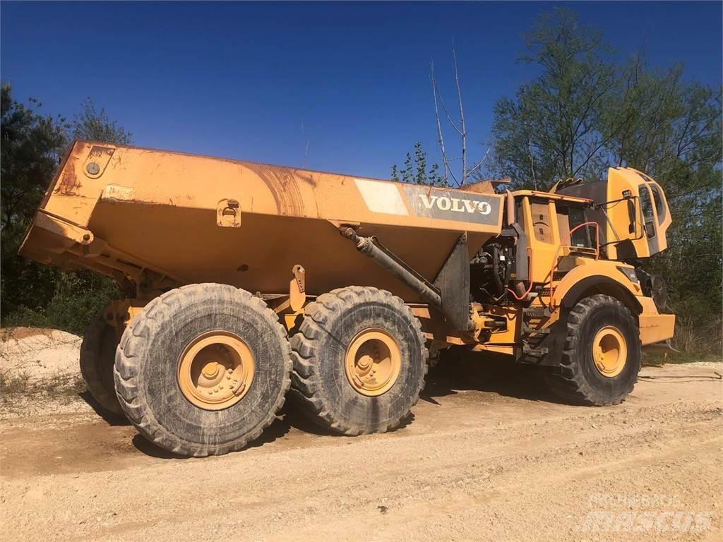 Volvo A40G 鉸接式起吊車