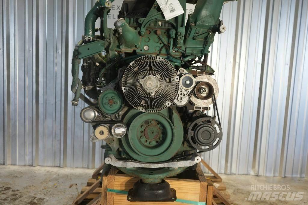 Volvo D13 引擎/發動機