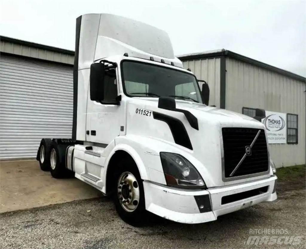 Volvo D13 引擎/發動機