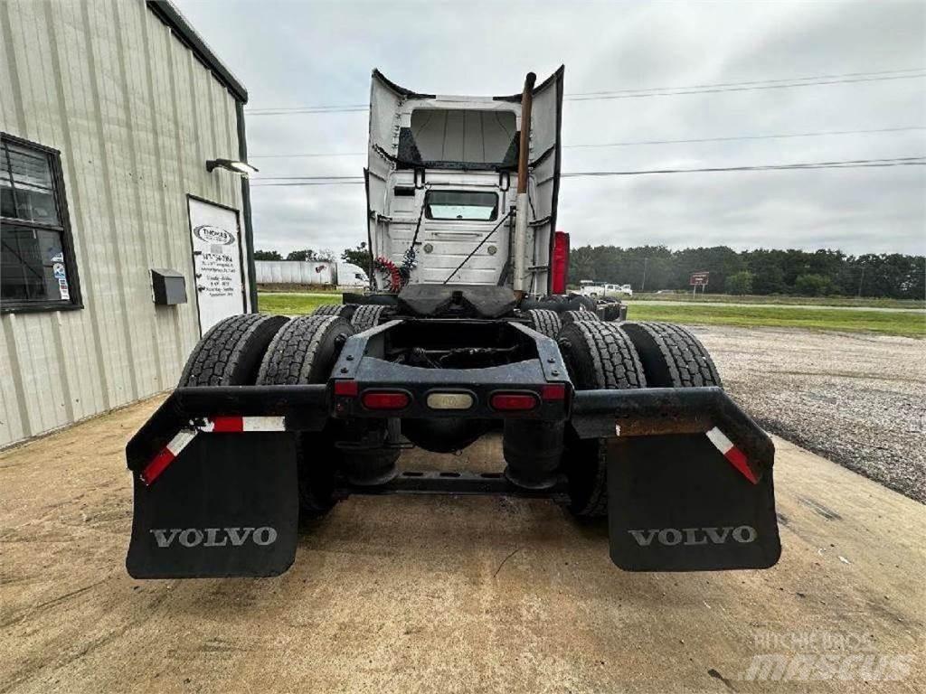 Volvo D13 引擎/發動機