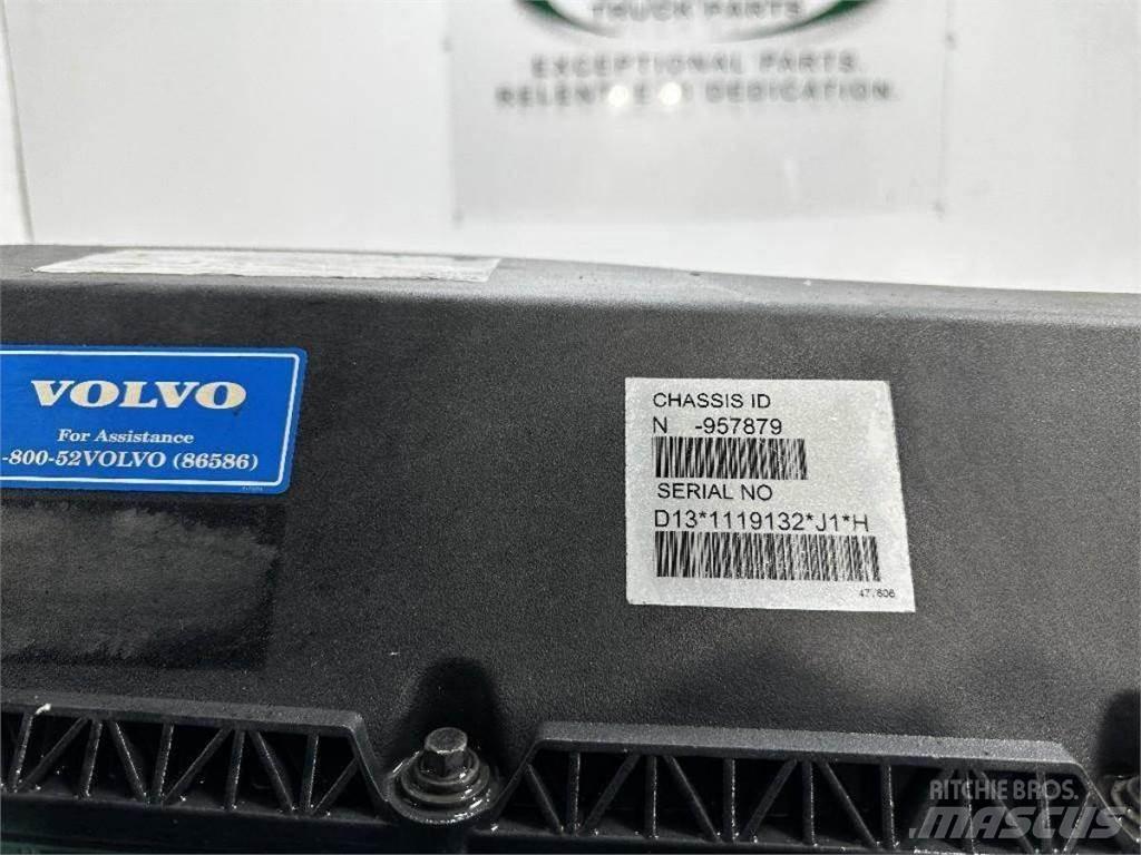 Volvo D13 引擎/發動機