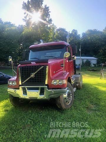 Volvo DHD 曳引機組件