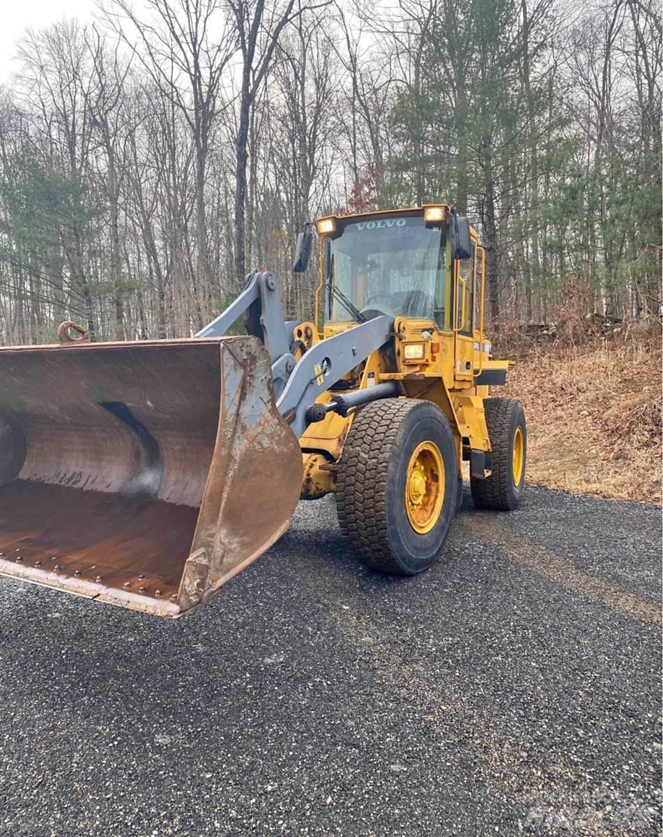 Volvo L70D 輪胎式裝載機