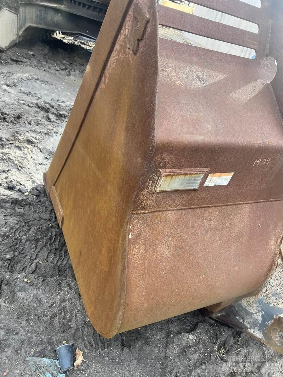Volvo L70E 鏟斗
