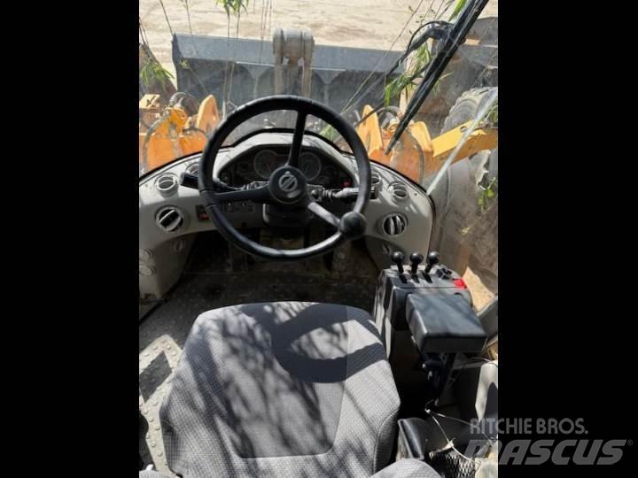 Volvo L70H 輪胎式裝載機