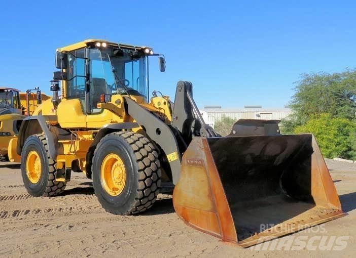 Volvo L90G 輪胎式裝載機