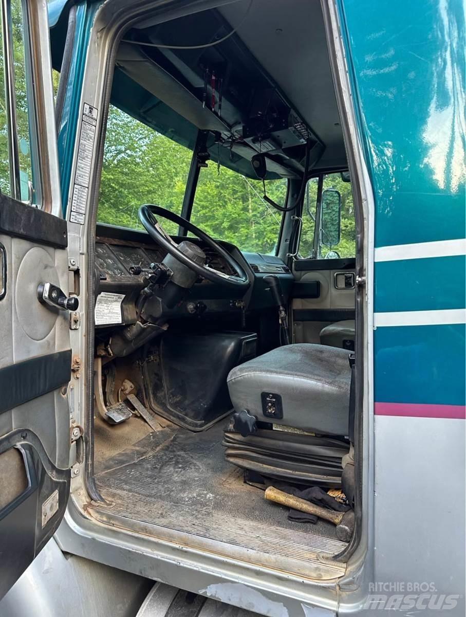 Volvo VE 傾卸式卡車