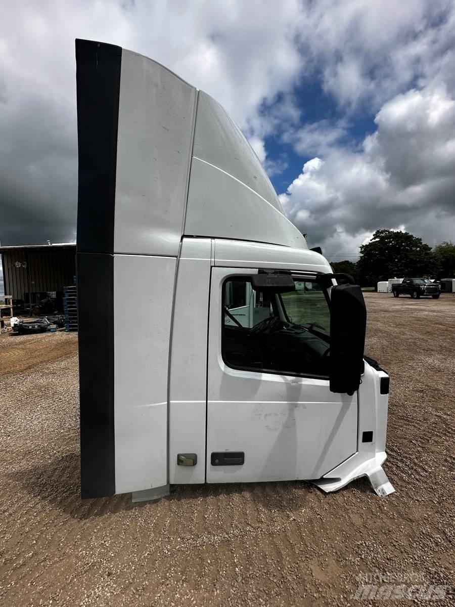 Volvo VNL 其他組件