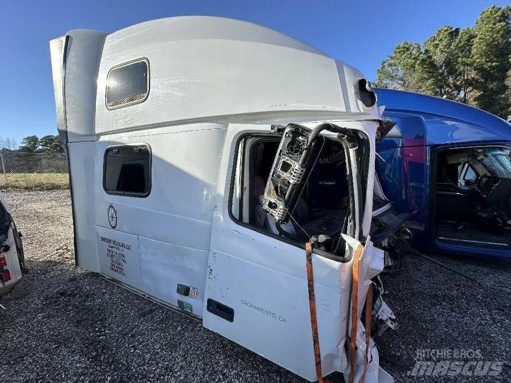 Volvo VNL 其他組件