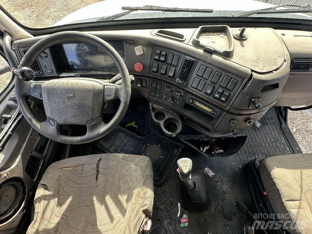 Volvo VNL 救援車