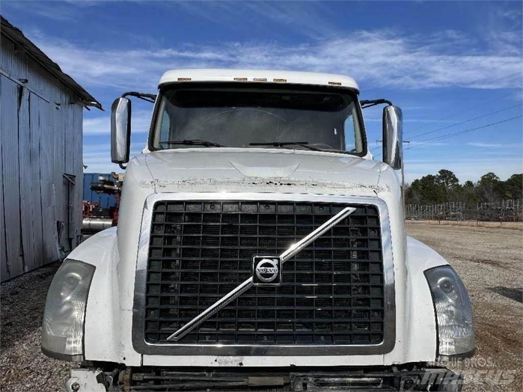 Volvo VNL 其他組件