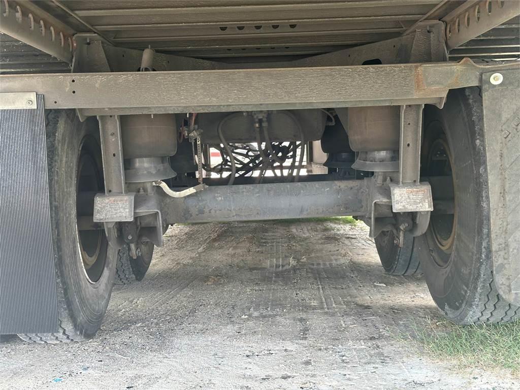 Wabash  箱體拖車