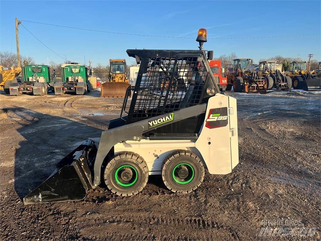Yuchai S35 滑移轉向裝載機