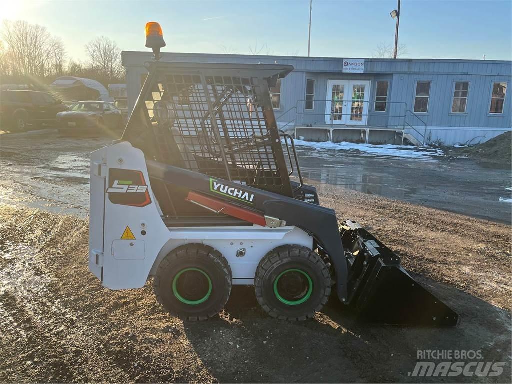 Yuchai S35 滑移轉向裝載機