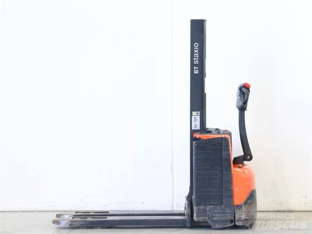 BT SWE080L 行走控制式堆積機