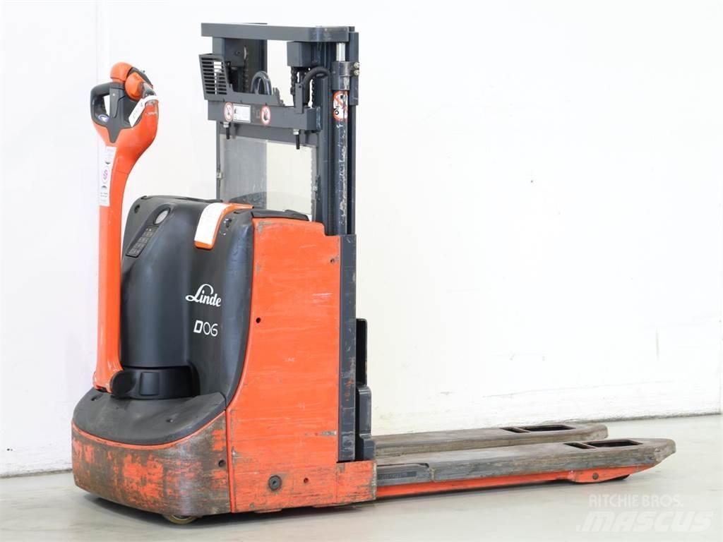 Linde D06/1160 行走控制式堆積機