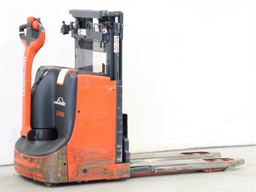 Linde D08/1160 行走控制式堆積機