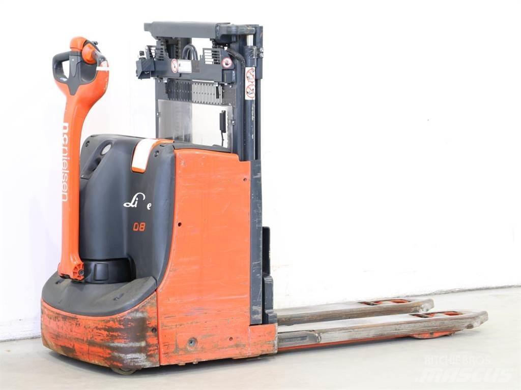 Linde D08/1160-00 行走控制式堆積機